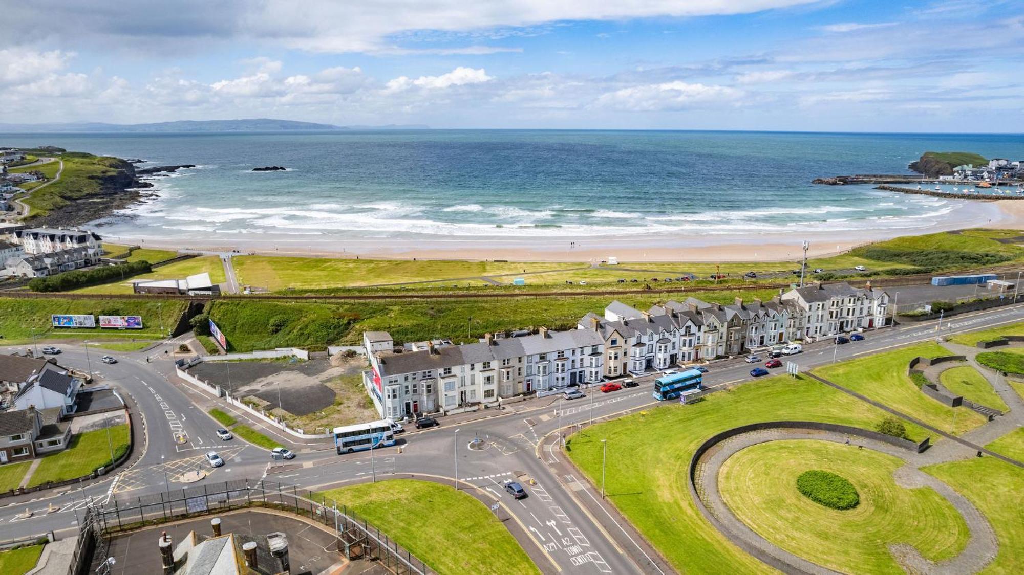 2 Dunluce Green - Portrush By The Sea Eksteriør bilde